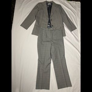 Pendleton two-piece wool suit size 6